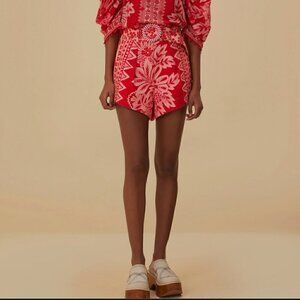 #39 NWT Farm Rio Flora Tapestry Shorts in Red